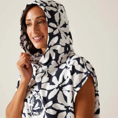 Changing poncho Regatta Flowers