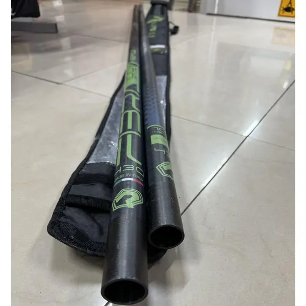 Used Mast Reptile 100% Carbon RDM 4.3m