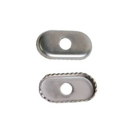 Metal anti-twist plugs for footstraps - 2