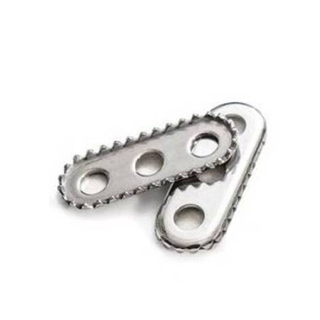 Metal anti-twist plugs for footstraps - 3