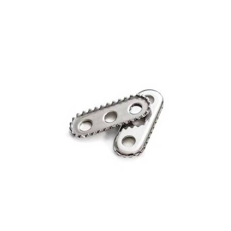 Metal anti-twist plugs for footstraps - 3